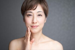 港区（三田・赤羽橋）の矯正歯科専門医院、矯正歯科クリニック三田赤羽橋で40代からの矯正治療で歯周病リスクを軽減するためのポイントを解説